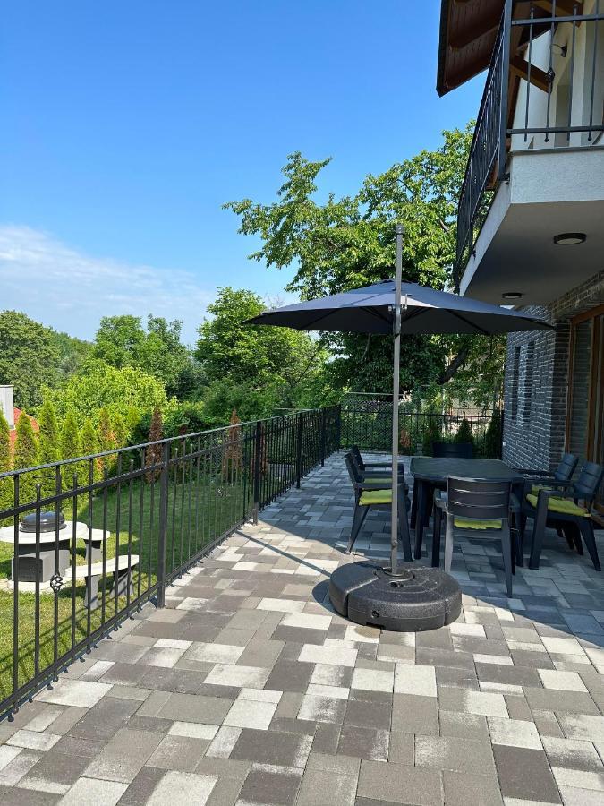 Fenyo Apartman Miskolctapolca ภายนอก รูปภาพ