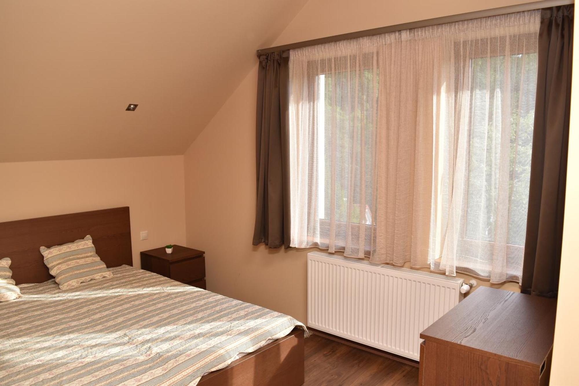 Fenyo Apartman Miskolctapolca ภายนอก รูปภาพ